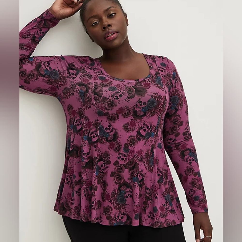 TORRID purple skull swing top size 3 NWT